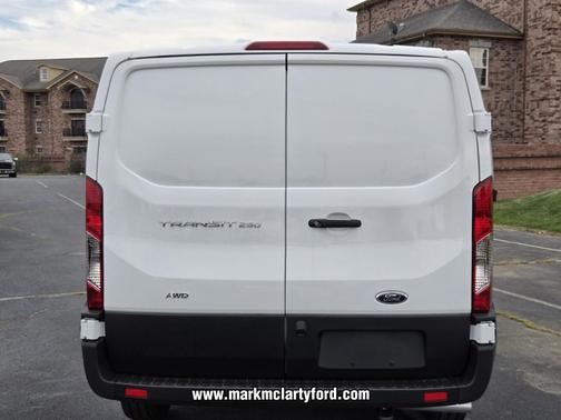 OXFORD WHITE 2025 Ford Transit-250 Base