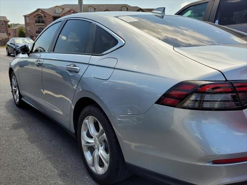 2023 Honda Accord LX 1.5T