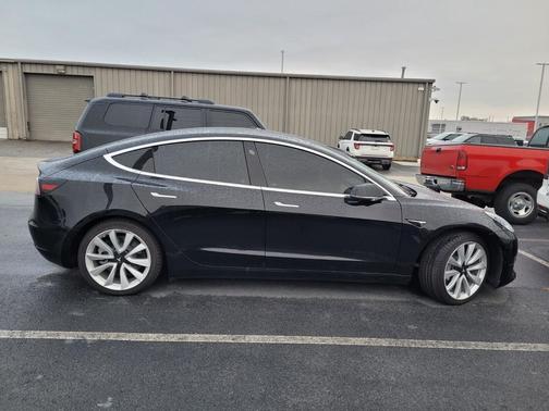 2020 Tesla Model 3 Standard Range