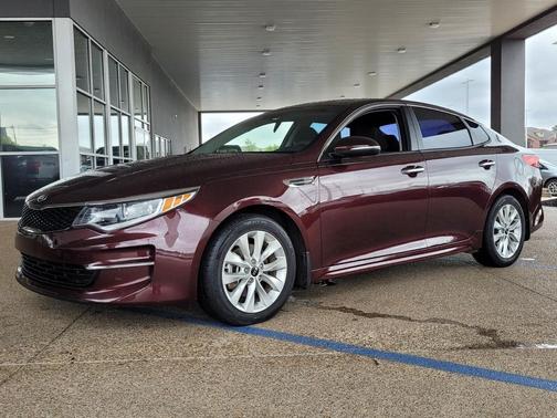 Sangria 2018 Kia Optima LX