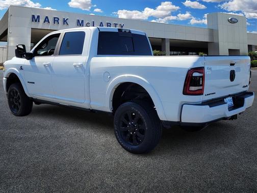 2024 RAM 2500 Limited Crew Cab 4x4 6'4' Box