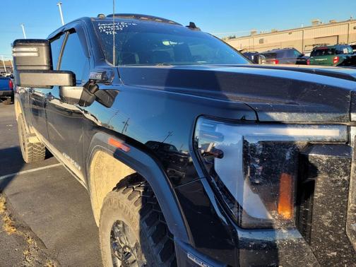 2024 GMC Sierra 2500 AT4