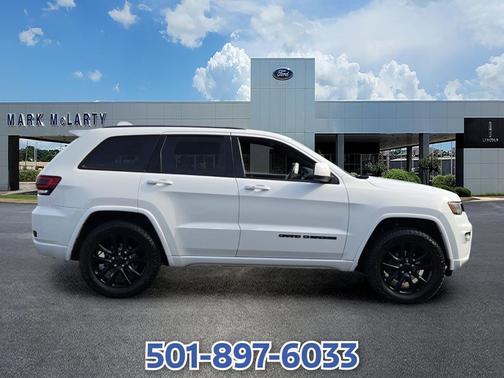 Bright White Clearcoat 2020 Jeep Grand Cherokee Altitude