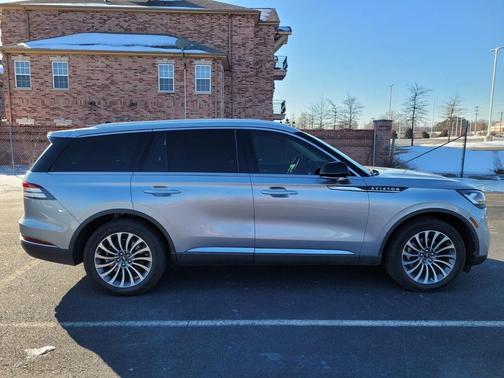 2022 Lincoln Aviator Reserve AWD