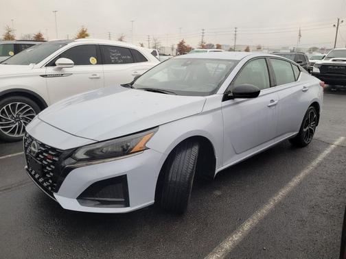 2024 Nissan Altima SR Intelligent AWD