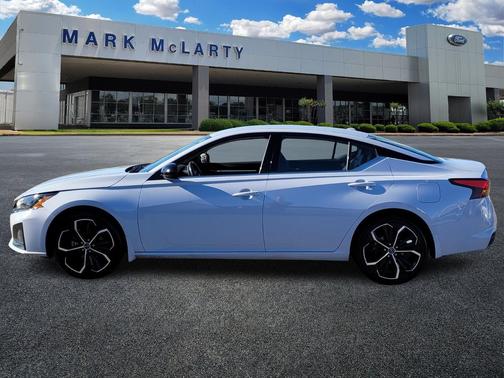 2024 Nissan Altima SR Intelligent AWD