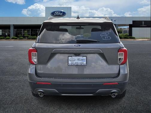 CARBONIZED GRAY METALLIC 2021 Ford Explorer XLT