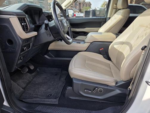 OXFORD WHITE 2023 Ford Expedition Max Limited