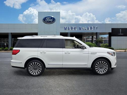 PRISTINE WHITE 2020 Lincoln Navigator Reserve
