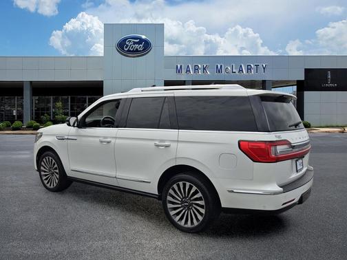 PRISTINE WHITE 2020 Lincoln Navigator Reserve
