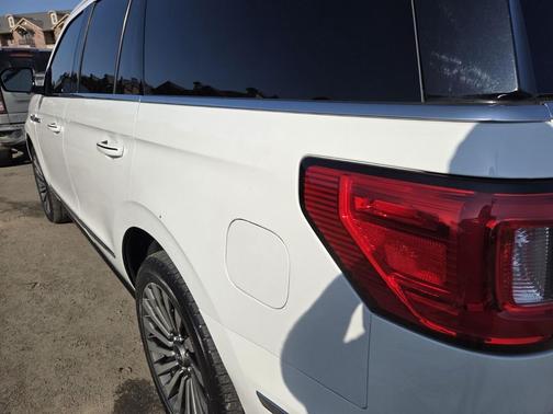 PRISTINE WHITE 2020 Lincoln Navigator Reserve