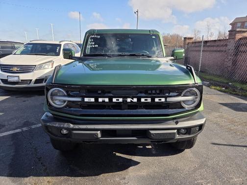 2023 Ford Bronco Outer Banks