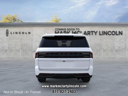 CRYSTAL WHITE METALLIC CC 2026 Lincoln Navigator Black Label