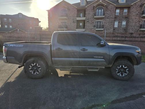 2023 Toyota Tacoma TRD Off Road