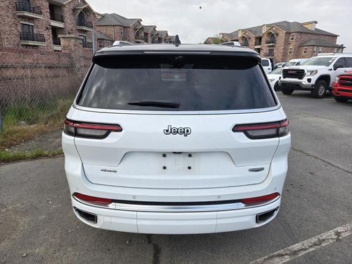 Bright White Clearcoat 2023 Jeep Grand Cherokee L Summit Reserve