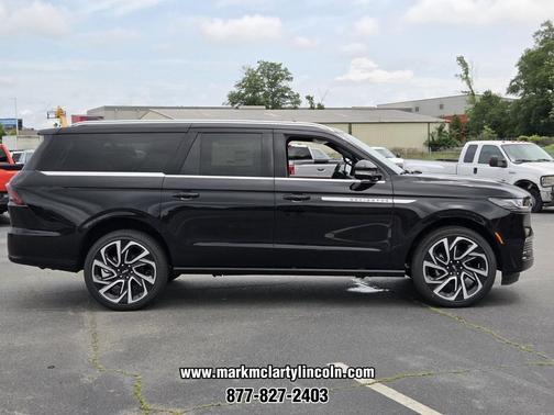 INFINITE BLACK MET CC 2026 Lincoln Navigator Reserve