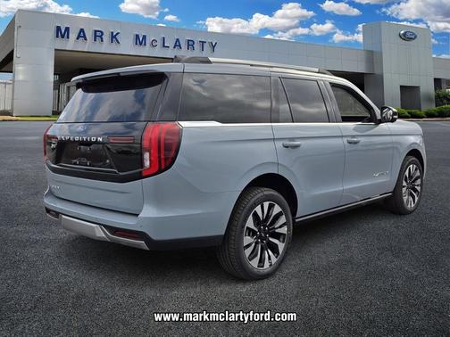 2026 Ford Expedition Platinum