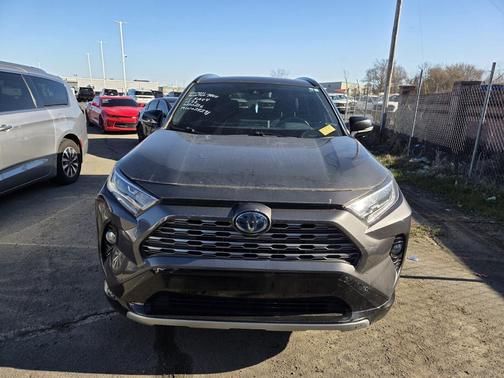 2021 Toyota RAV4 Hybrid SE
