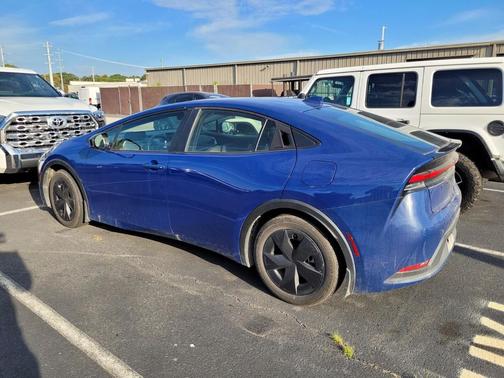 2024 Toyota Prius LE