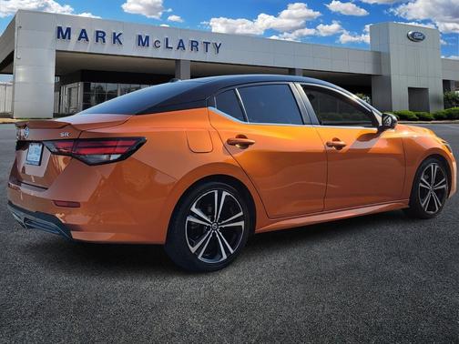 2022 Nissan Sentra SR
