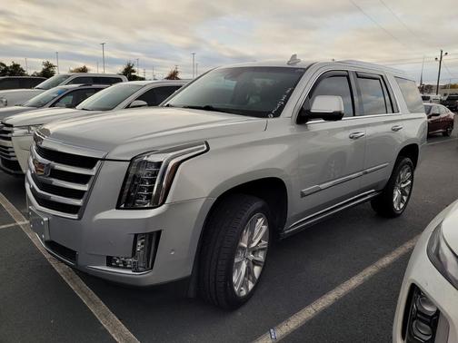 2017 Cadillac Escalade Premium Luxury