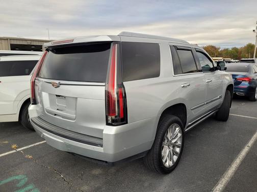 2017 Cadillac Escalade Premium Luxury