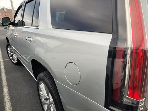 2017 Cadillac Escalade Premium Luxury