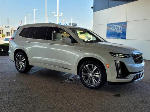 2025 Cadillac XT6 Premium Luxury AWD
