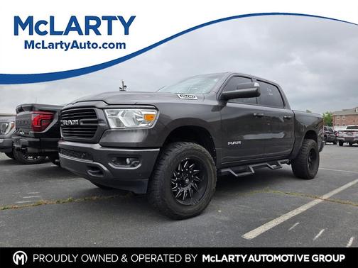 Granite Crystal Metallic Clearcoat 2020 RAM 1500 Big Horn/Lone Star