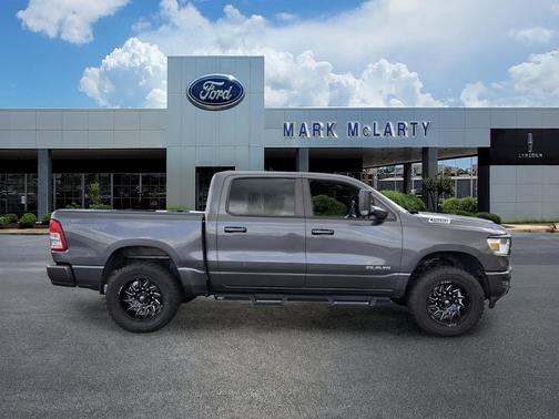 Granite Crystal Metallic Clearcoat 2020 RAM 1500 Big Horn/Lone Star