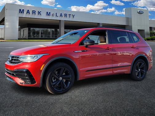 2024 Volkswagen Tiguan 2.0T SE R-Line Black