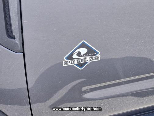 CARBONIZED GRAY METALLIC 2026 Ford Bronco Sport Outer Banks