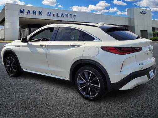 2023 INFINITI QX55 LUXE