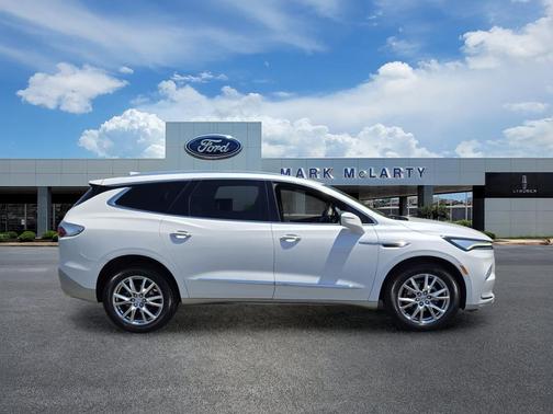 White Frost Tricoat 2023 Buick Enclave Premium FWD