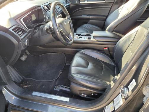 2020 Ford Fusion Titanium