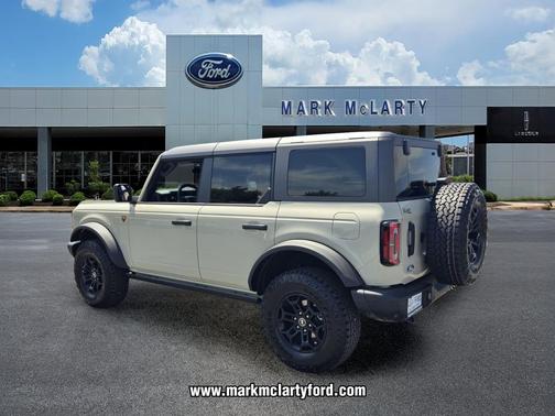 DESERT SAND 2026 Ford Bronco Badlands