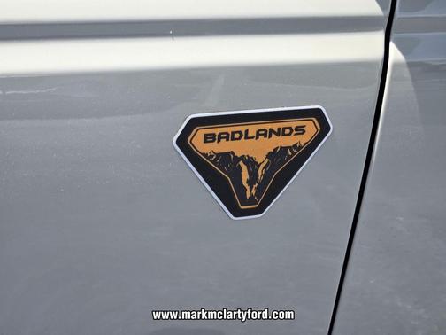DESERT SAND 2026 Ford Bronco Badlands