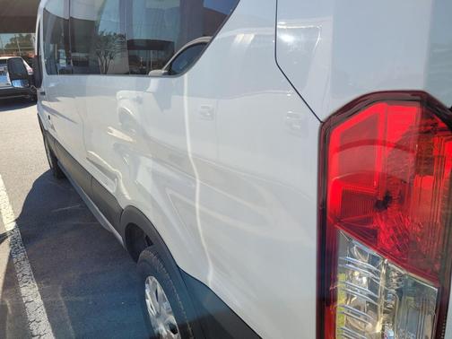 2022 Ford Transit-350 XLT