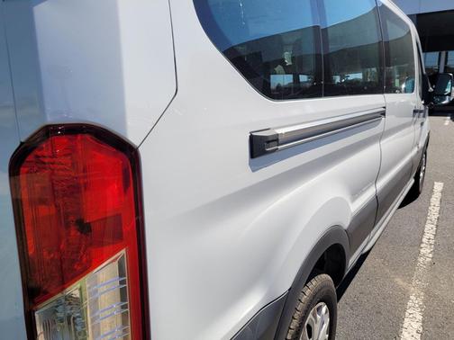 2022 Ford Transit-350 XLT