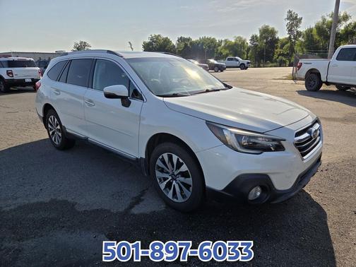 Crystal White Pearl 2019 Subaru Outback 2.5i Touring