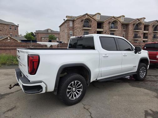 Summit White 2021 GMC Sierra 1500 AT4