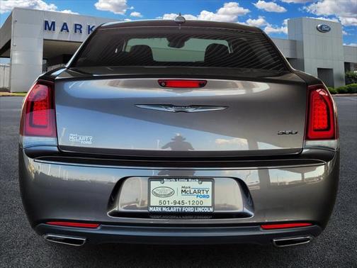 2021 Chrysler 300 Touring