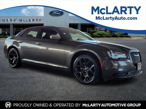 2021 Chrysler 300 Touring