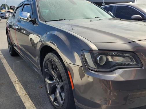 2021 Chrysler 300 Touring