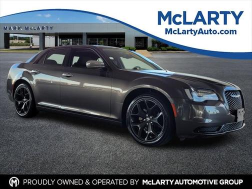 2021 Chrysler 300 Touring