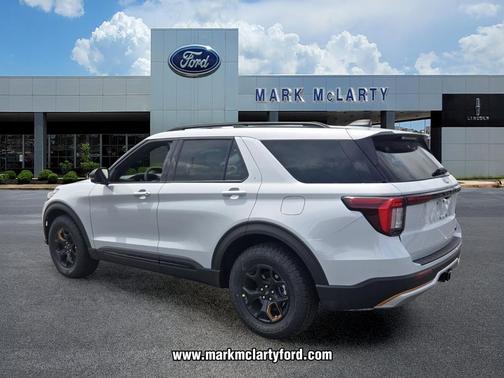 SPACE WHITE METALLIC 2026 Ford Explorer Tremor