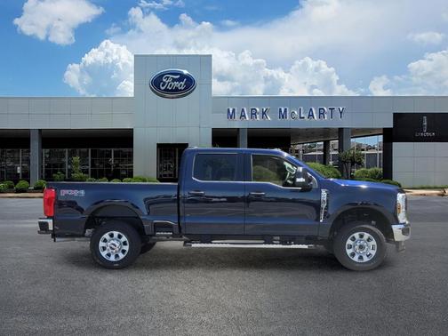 ANTIMATTER BLUE 2024 Ford F-250 XLT