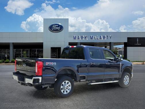 ANTIMATTER BLUE 2024 Ford F-250 XLT