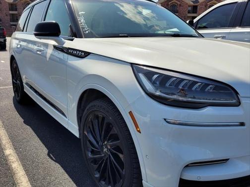 2022 Lincoln Aviator Reserve