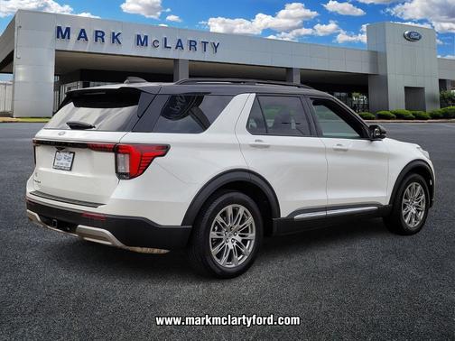 2025 Ford Explorer Platinum
